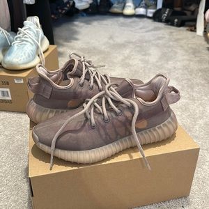 Yeezy Boost Mono Mist